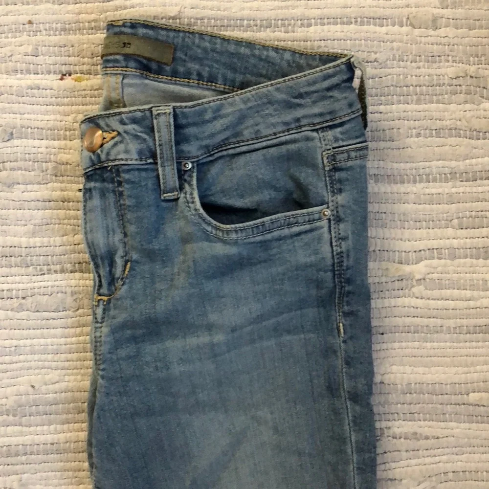 Joe’s Jeans: The Vixen Ankle - Picture 5 of 7